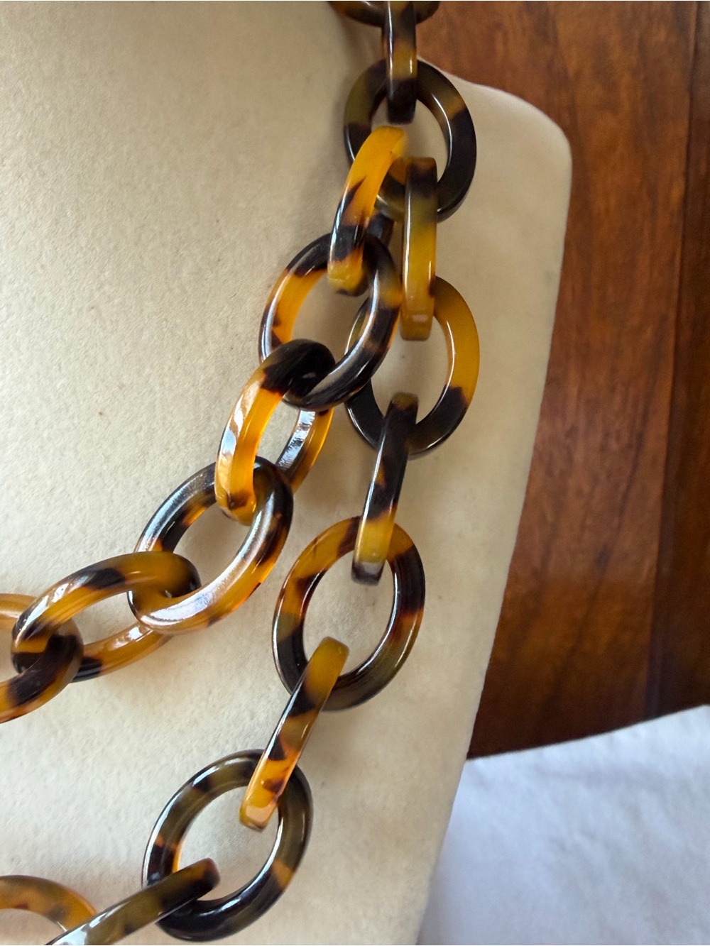 J.Crew Tortoise Shell Link Statement Necklace Double Strand Black Brown - Picture 5 of 11